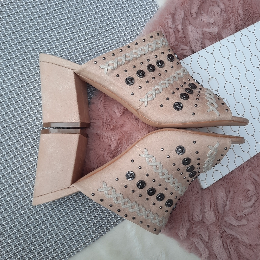 Coconuts Dream Big Studded Embroidered Chunky Mules Heels Spring Summer NEW - Picture 4 of 10